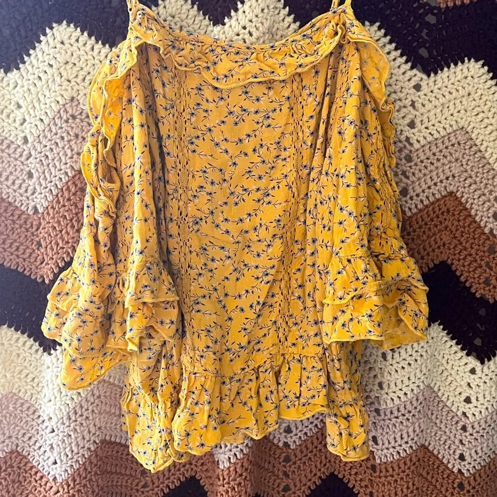 AEO Floral Off The Shoulder Bohemian Blouse: Size S - Picture 1 of 2